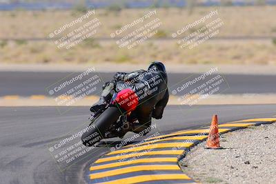 media/Oct-08-2022-SoCal Trackdays (Sat) [[1fc3beec89]]/Turn 11 Backside (1145am)/